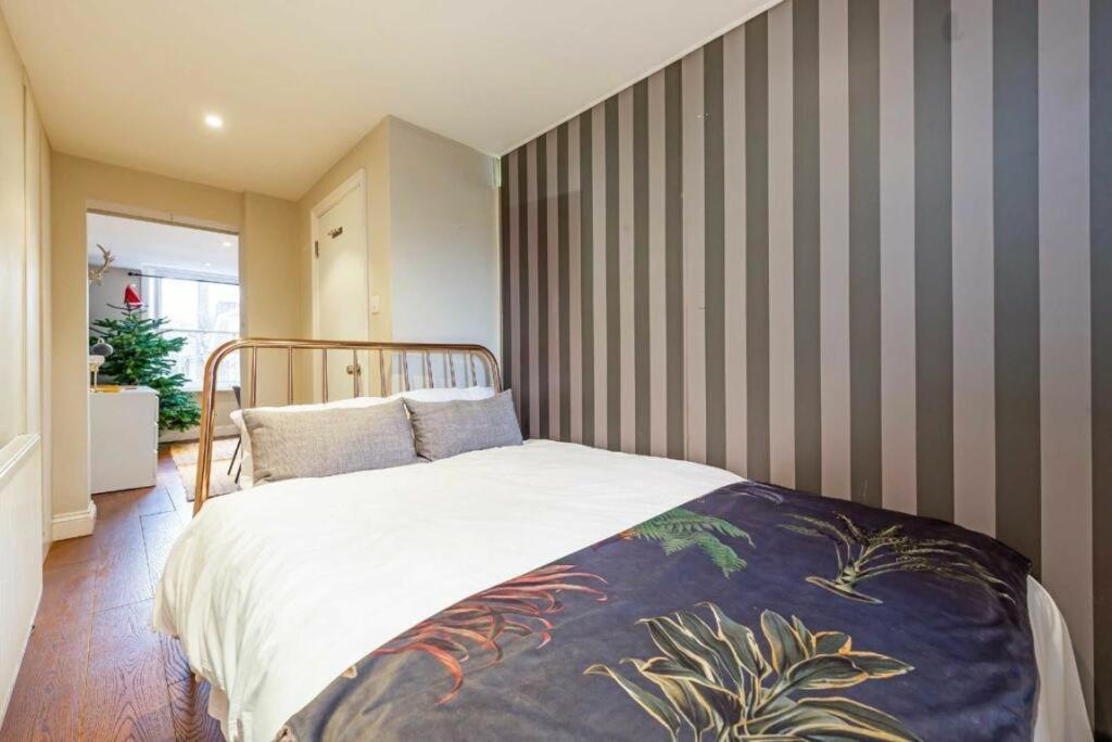 Modernised Apartments 1 And 2 Bedrooms Option Terrace And Balcony High Street Londres Exterior foto